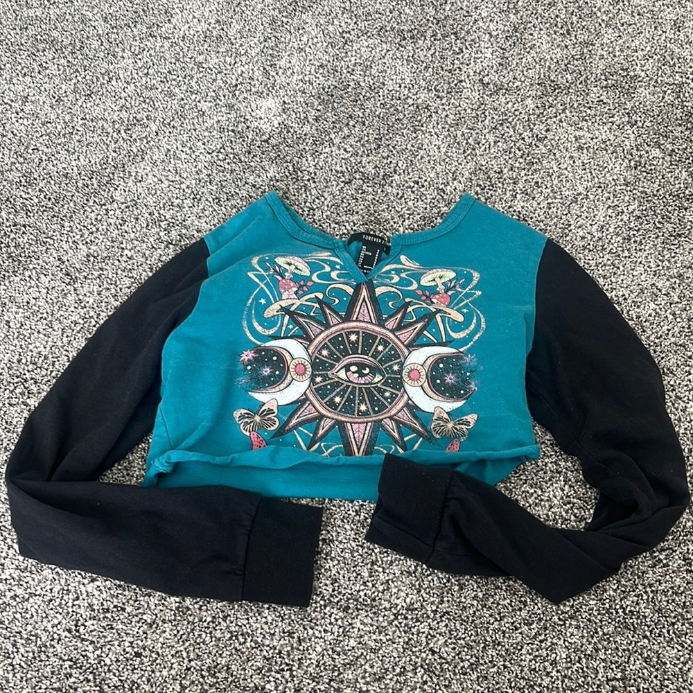 Forever 21 Graphic Crop
